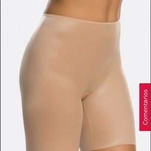 Women's Skinny Britches  Mid-Thigh Short